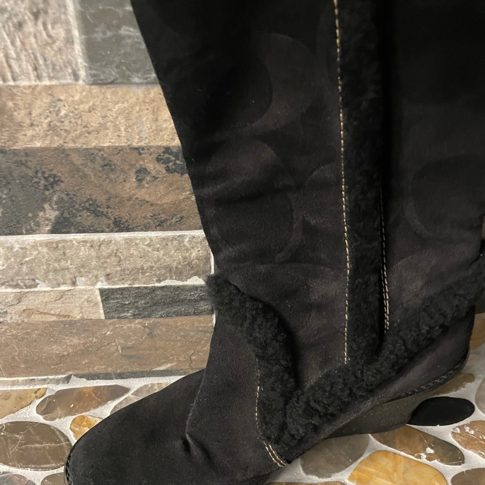 Coach boots size 6 1/2 suede boots - Picture 8 of 8